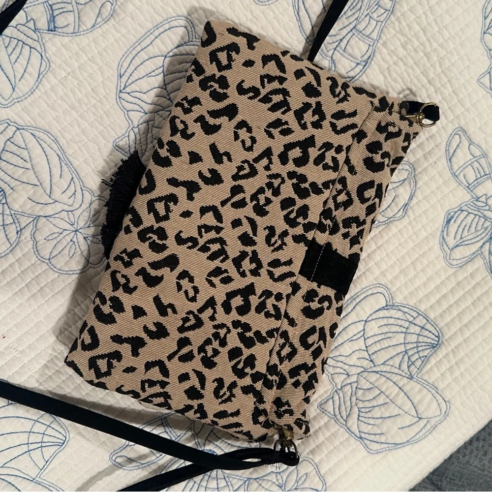 Leopard Print Crossbody Bag - Picture 3 of 3